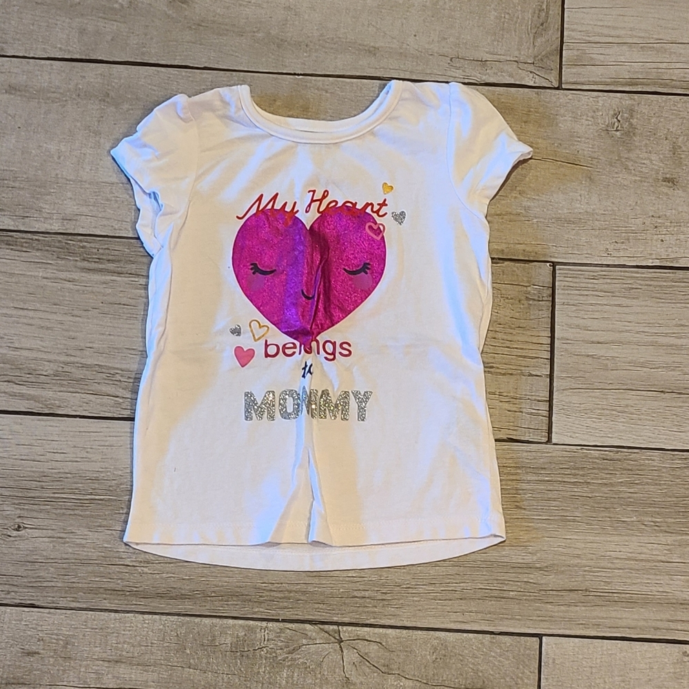🍦Toughskins Mommys heart tee🪅